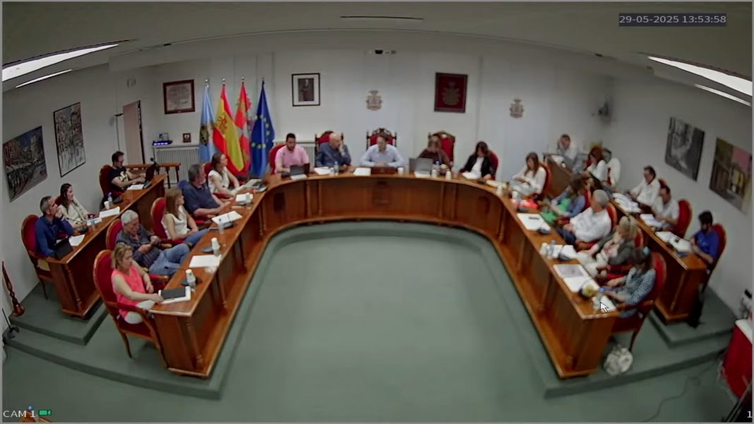Imagen del pleno ordinario del Ayuntamiento de Aranda de Duero correspondiente al jueves 29 de mayo. / Ayuntamiento de Aranda