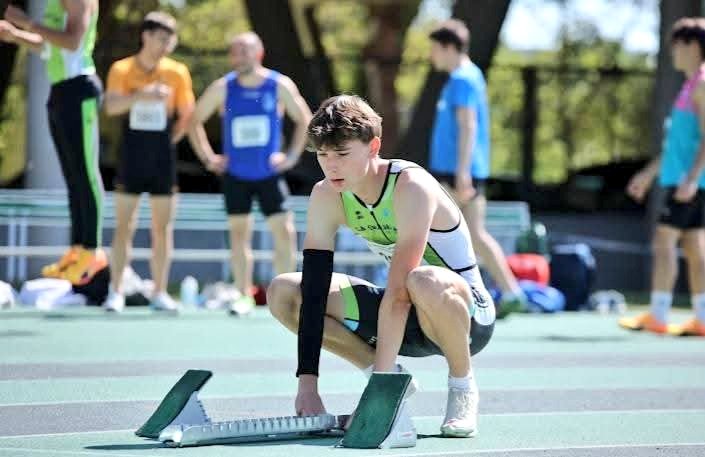Una imagen de archivo del Álex Ibáñez con los colores del Atletismo Aranda. / Atletismo Aranda