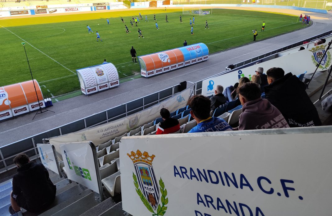 Imagen de un partido de la Arandina en el Juan Carlos Higuero. / duerodeporte.com