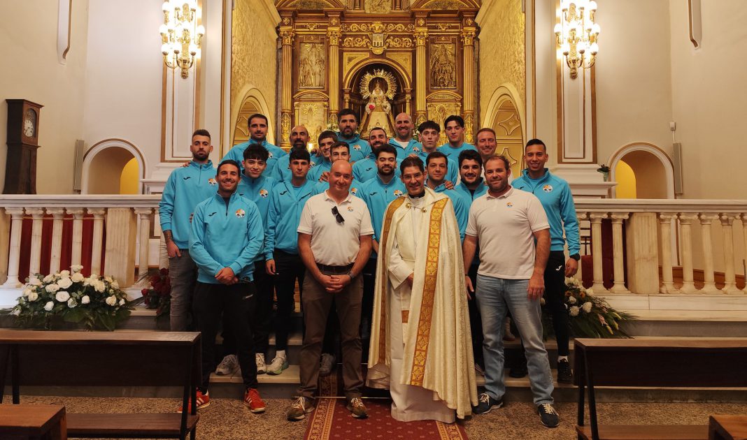 El Riber llevó a cabo este viernes la ofrenda a la Virgen de las Viñas para la temporada 25-26. / DUERO Deporte