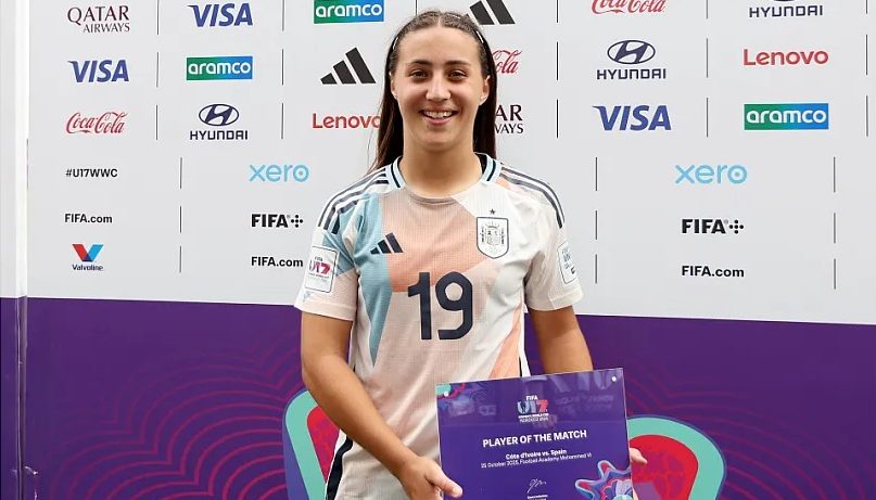 Claudia Barrios elegida 'Player of the Match' tras su gran actuación ante Costa de Marfil donde logró dos goles. / RFEA Claudia Barrios elegida 'Player of the Match' tras su gran actuación ante Costa de Marfil donde logró dos goles. / RFEA