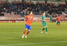 Mágico debut de Óscar de Frutos con el Numancia en Copa (3-0) El arandino Óscar de Frutos formó en el eje de la zaga del Numancia en Copa ante el Arenas en Los Pajaritos. / DUERO Deporte