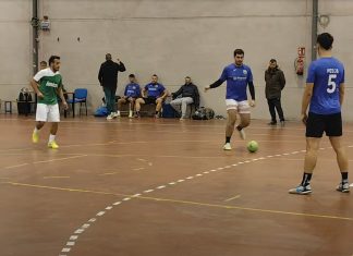 Mavic Riberinfo lidera cerca de llegar al ecuador de la Liga Local de Fútbol Sala La escuadra morada de Mavic Riberinfo durante el reciente duelo ante IMESA. / DUERO Deporte