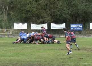 Rugby Aranda quiere estrenar su Burdeos en casa con el primer triunfo del curso Una de las melés protagonizadas por Rugby Aranda y Oviedo el pasado fin de semana en el terreno de juego de El Naranco. / Real Oviedo Rugby