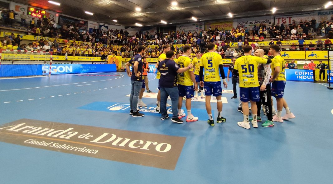 El Santiago Manguán tiene que marcar la diferencia ante la visita de Cangas. / DUERO Deporte