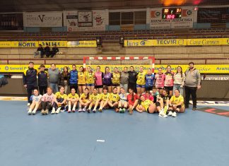 Entre Turrones y torneos navideños con la San Silvestre como colofón Las jugadoras participantes en la edición 2025 del Partido del Turrón. / DUERO Deporte