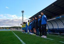 La Arandina plantea cambios El cuerpo técnico de la Arandina, encabezad por Pablo Gil, durante un partido de la presente temporada. / somos AFIR