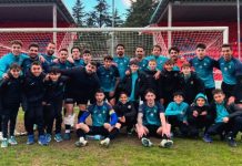 El Riber salva una aciaga tarde para del deporte de las Tierras del Duero Los azulones vencieron en el José María Pereda de Medina de Pomar. / DUERO Deporte