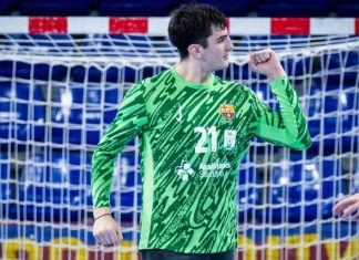Villa de Aranda fija sus miradas en el joven portero del Barça, Filip Saric Imagen de archivo de la temporada 24-25 en la que Filip Saric debutó con el 1º equipo azulgrana tras la lesión de Pérez de Vargas. / FCB