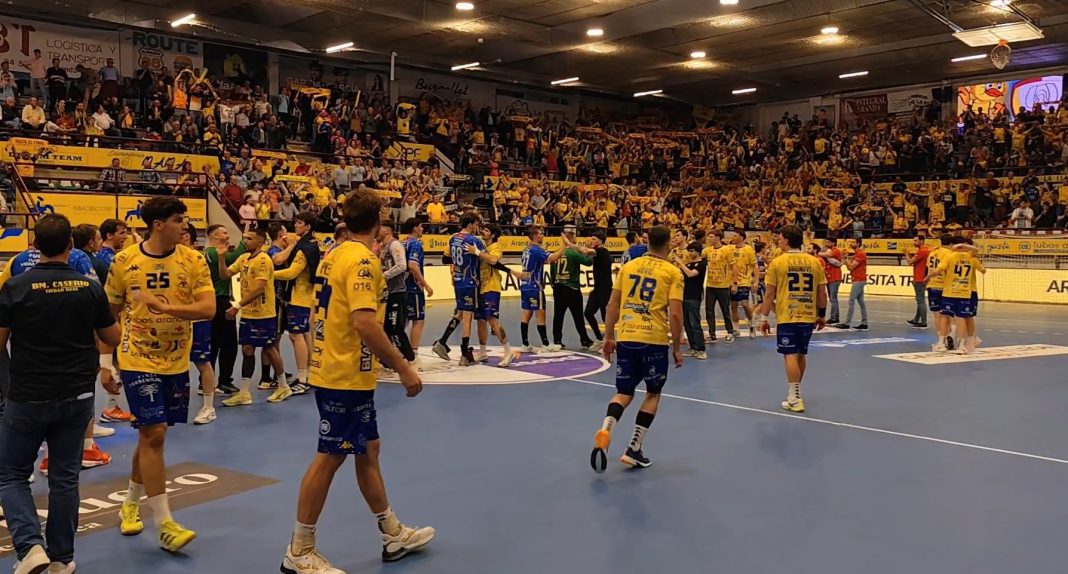 El Villa de Aranda quiere despedir la temporada con otro nueva fiesta en el Santiago Manguán. / DUERO Deporte