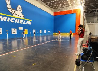 Los cuartos de final del Open Parejas de Garfe se deciden en las Fiestas de Aranda El frontón INACUA Michelin volverá a acoger un Festival de Pelota Mano con motivo de las Fiestas Patronales de Aranda de Duero. / DUERO Deporte