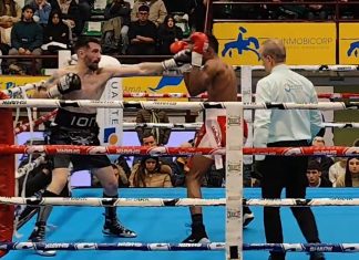 Ion Pérez busca su undécima victoria profesional en el marco de las Fiestas Ion Pérez en su último combate en el Pabellón Santiago Manguán. / DUERO Deporte